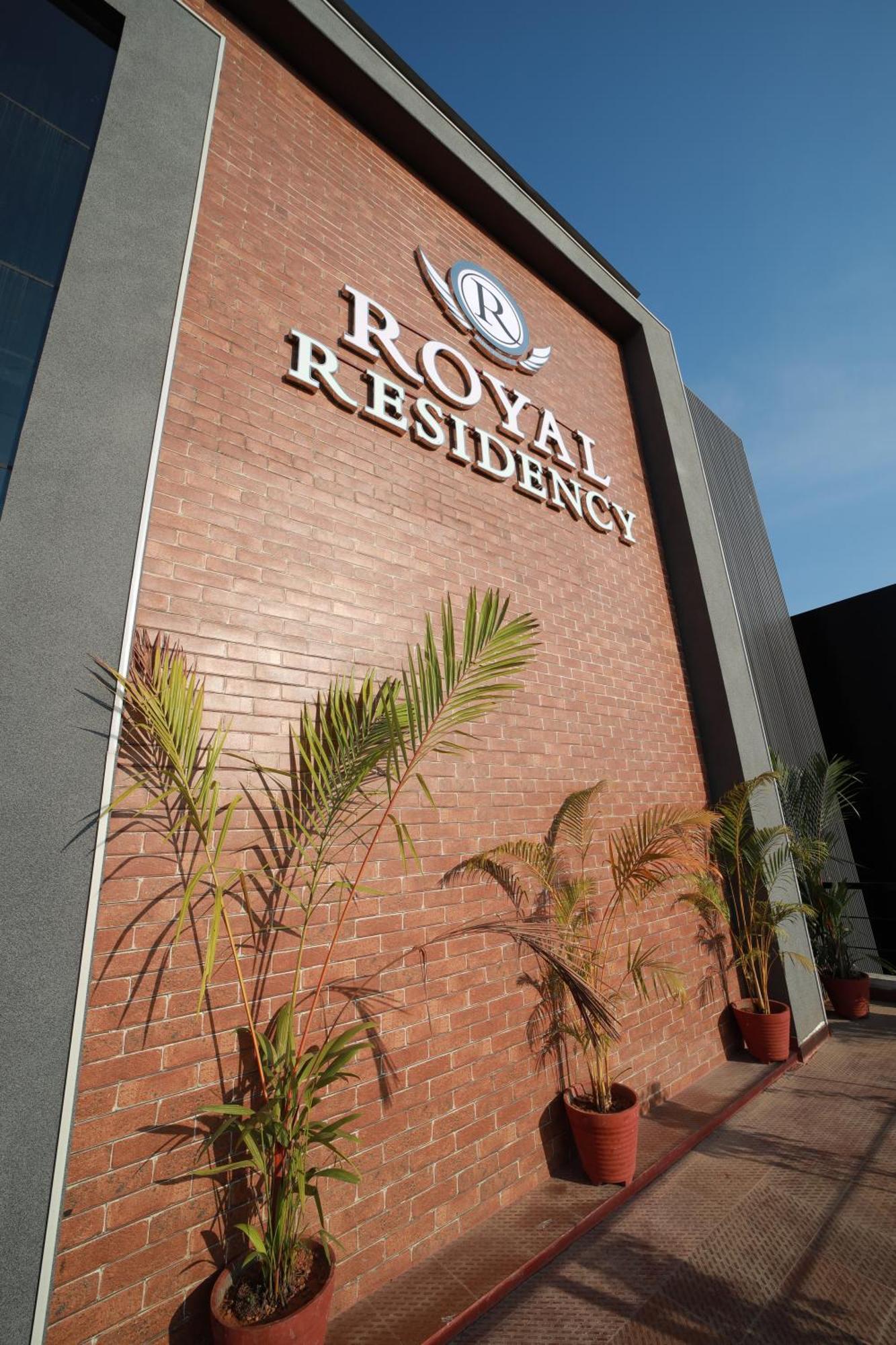 Kannangad Royal Residency酒店 外观 照片